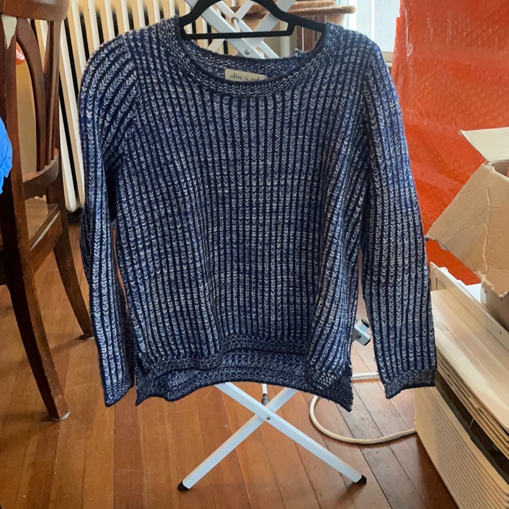Blue marled knit sweater